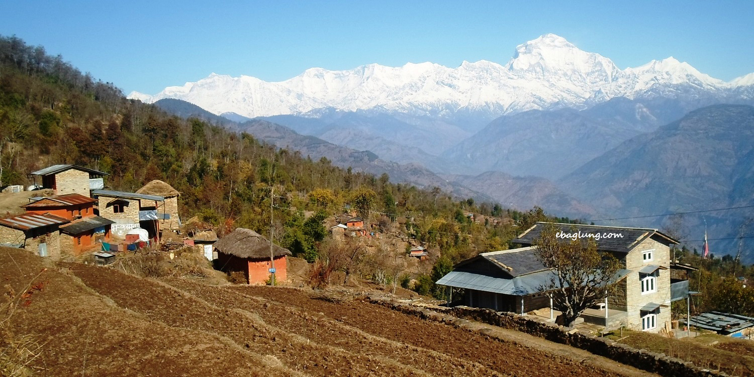 थलिएको पर्यटन उठाउन पर्यटकीय गाउँमा ‘हाइकिङ’