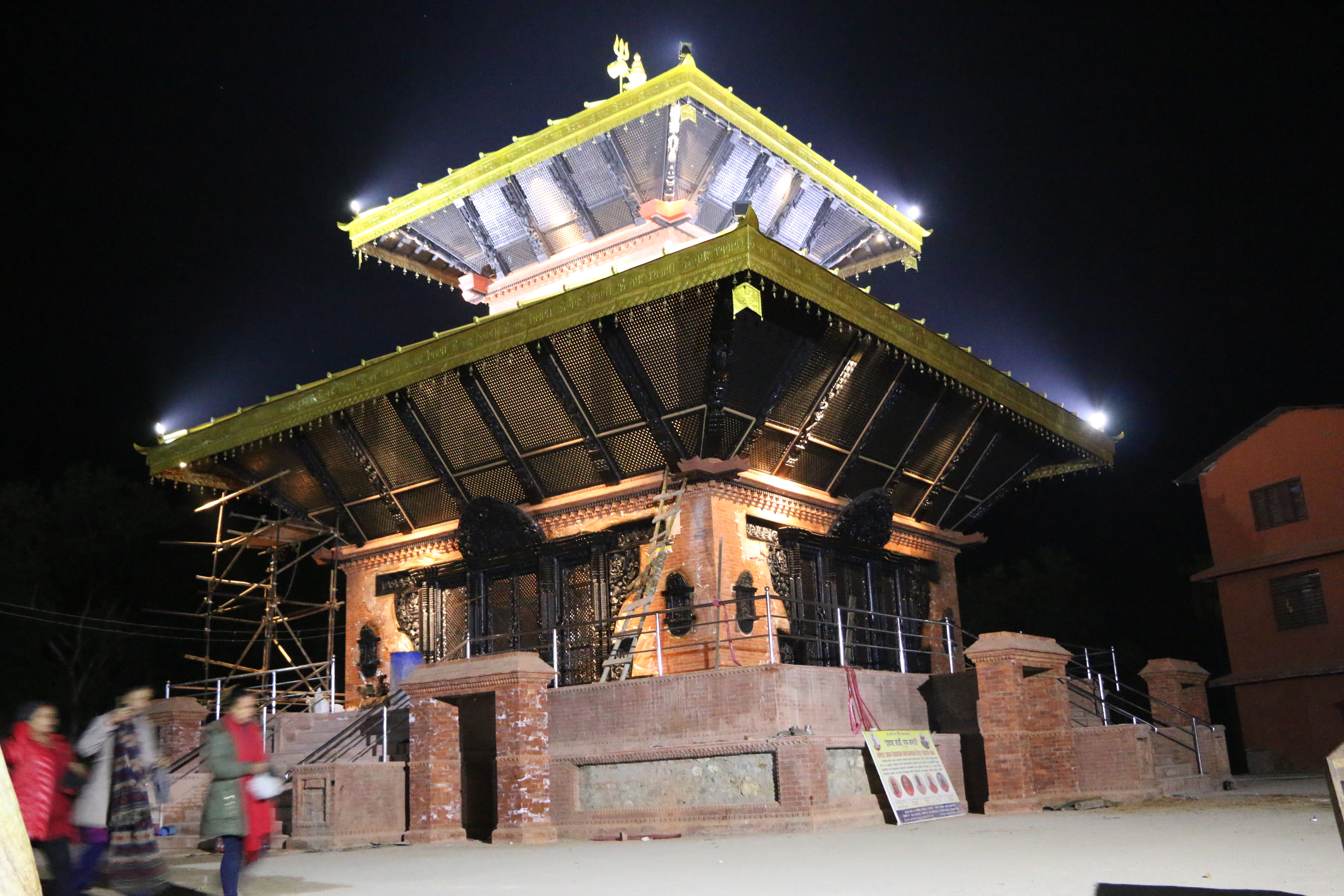देवघाटको नवनिर्मित मन्दिरले धार्मिक पर्यटकको संख्यामा बृद्धि