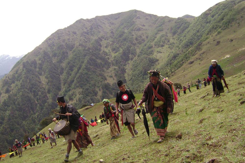 मगर समुदायमा भूमे पर्वको रौनक