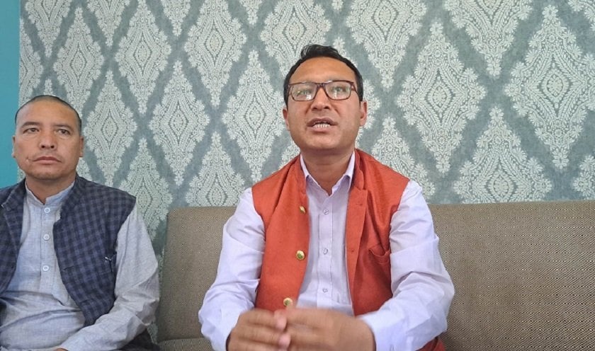 महामन्त्रीद्वयले विशेष महाधिवेशन बोलाउने हिम्मत गर्नुपर्छ : भूपेन्द्रजंग शाही