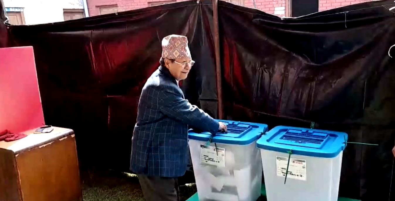 नेमकिपा अध्यक्ष विजुक्छेले गरे मतदान