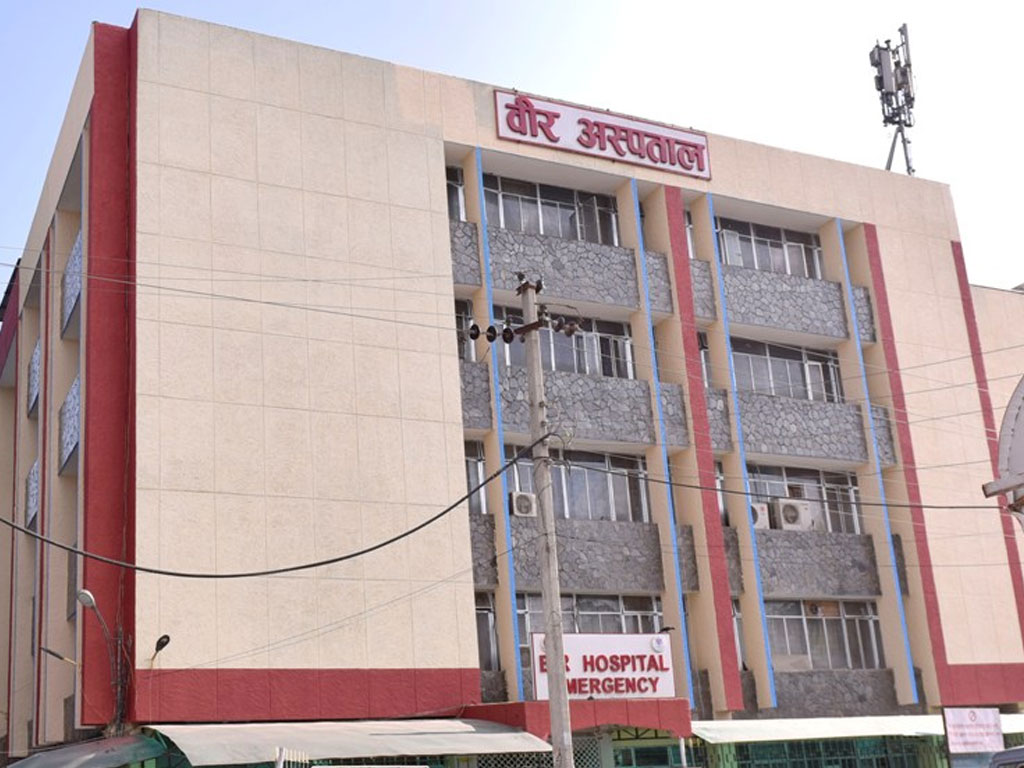 वीर अस्पतालमा गरियो ‘एनोरिज्य’को जटिल शल्यक्रिया