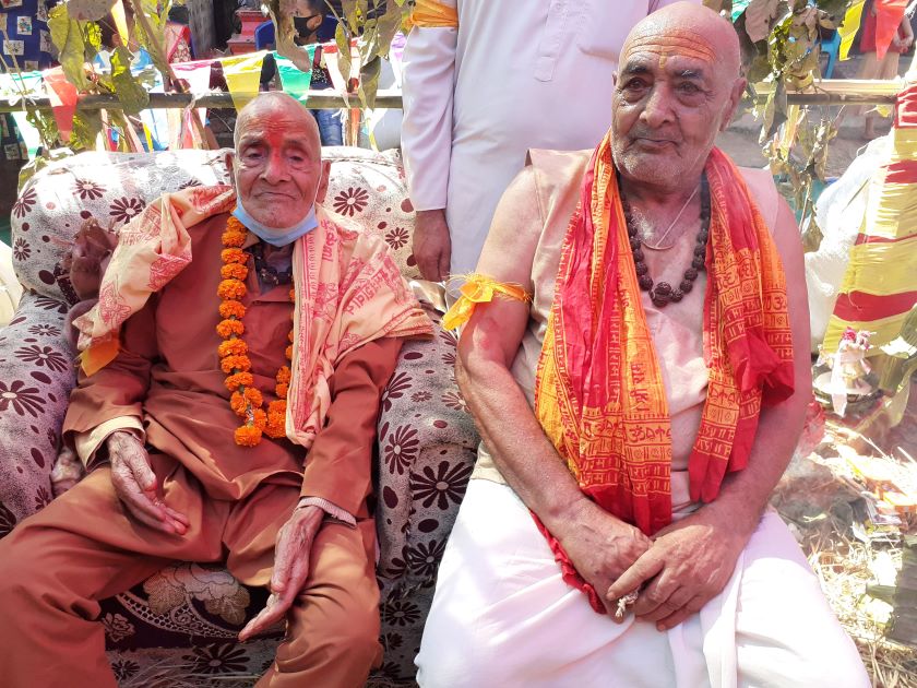 छोराको चौरासी पूजा बाबुले गराइदिँदा...