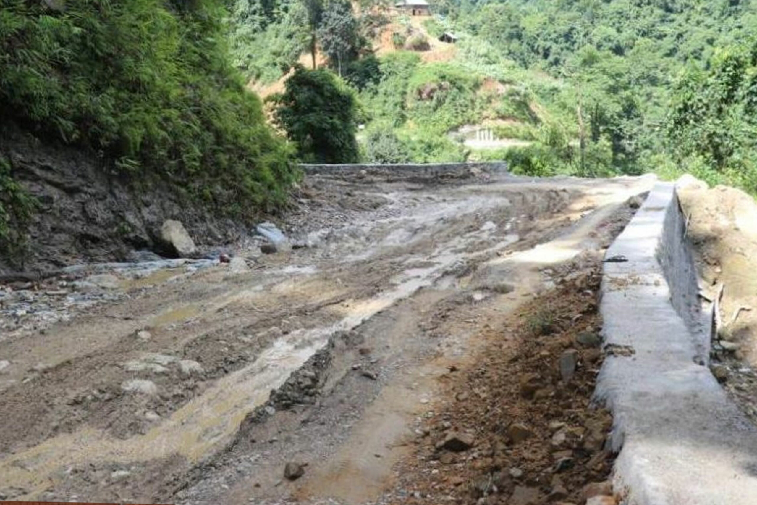 ‘डाइभर्सन’ बगाउँदा कान्तिलोकपथ अवरुद्ध