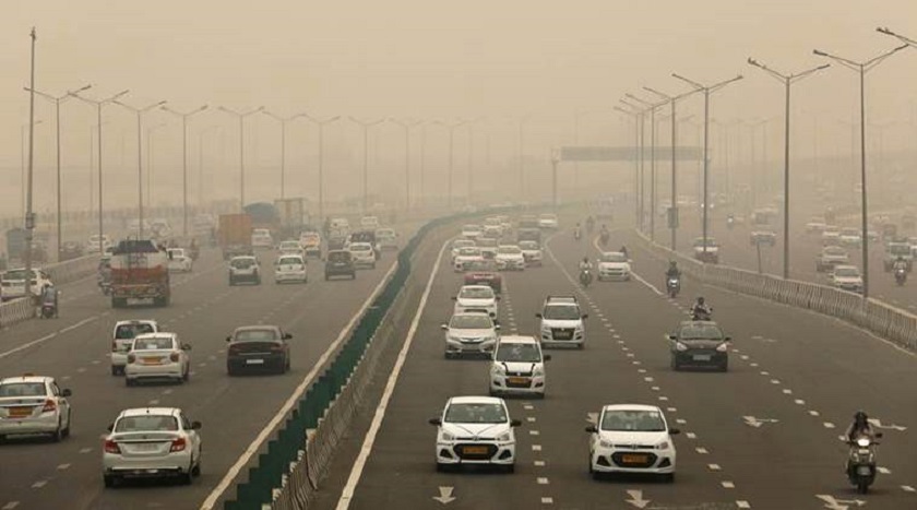 प्रदूषित धुँवाले ढाकियो दिल्ली