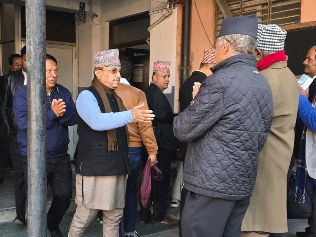 आधिकारिकताको माग गर्दै देउवा पक्ष सर्वोच्चमा