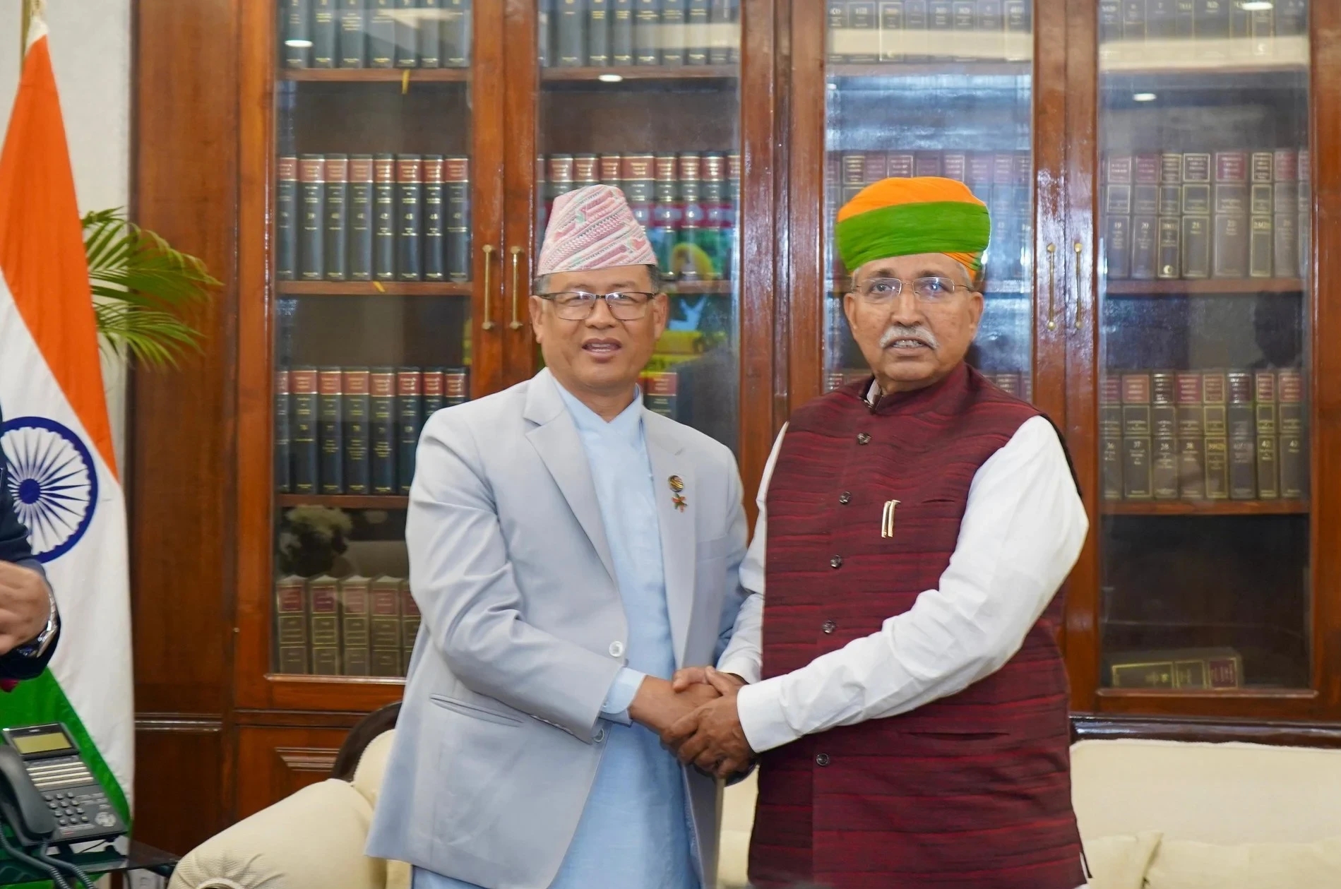 कानुन मन्त्री गुरुङ र भारतीय समकक्षीबिच भेटवार्ता