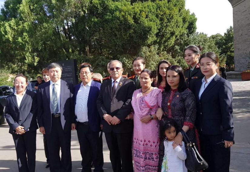 अध्यक्ष प्रचण्डद्वारा चिनियाँ क्रान्तिका ऐतिहासिक स्थलहरुको अवलोकन