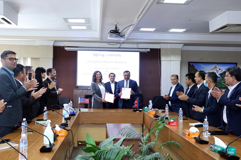 अमेरिकाले नेपाललाई दिने ७९ अर्ब ७१ करोड अनुदानमा हस्ताक्षर