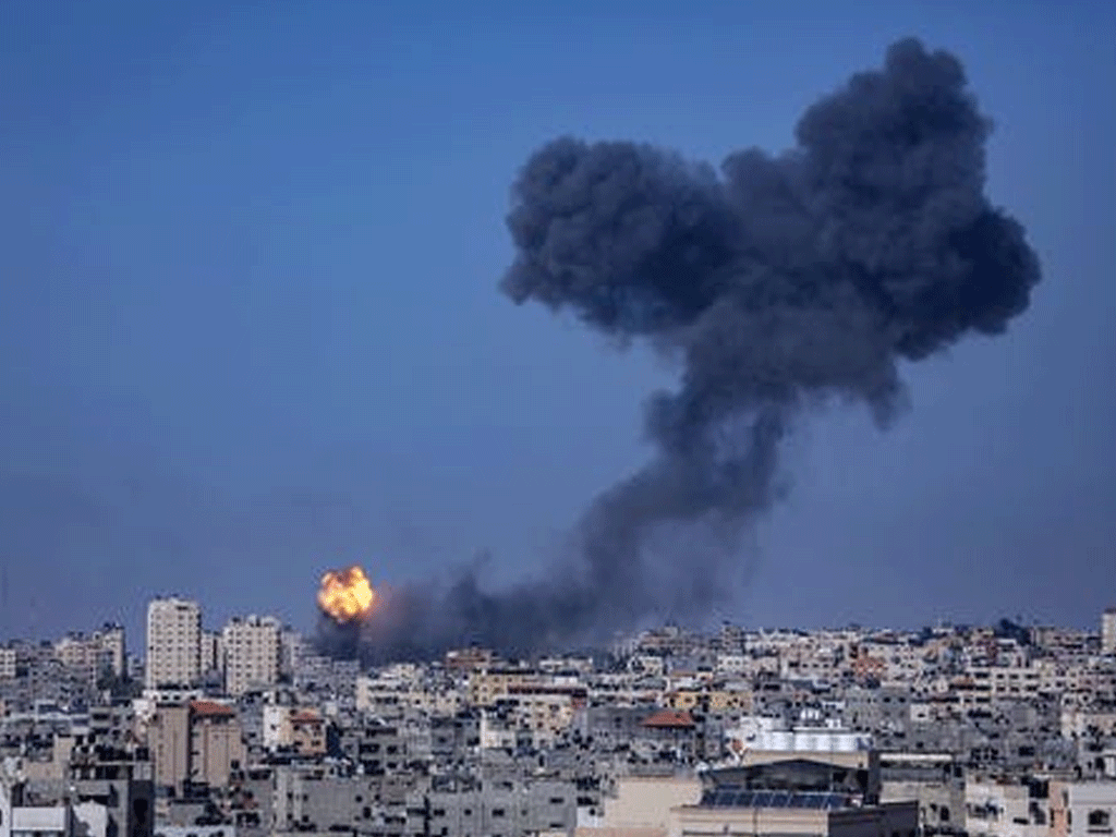 गाजामा भएको इजरायली आक्रमणमा १० जनाको मृत्यु