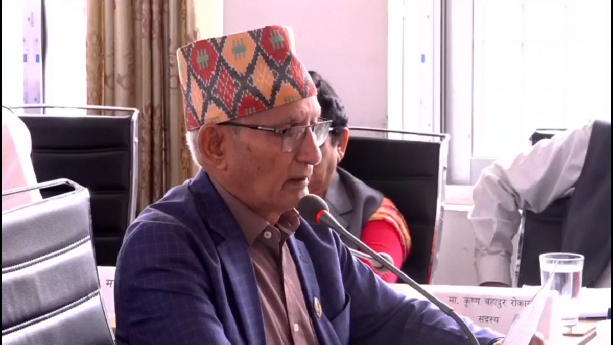 स्वास्थ्य सेवाका कर्मचारीहरूलाई पनि निजामती सेवा विधेयकमा समेट्नुपर्छ : सांसद भट्टराई