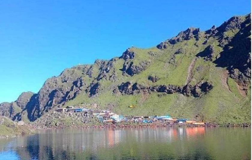 रसुवाको गोसाइँकुण्ड मेलामा चिकित्सक टोली तयारी अवस्थामा