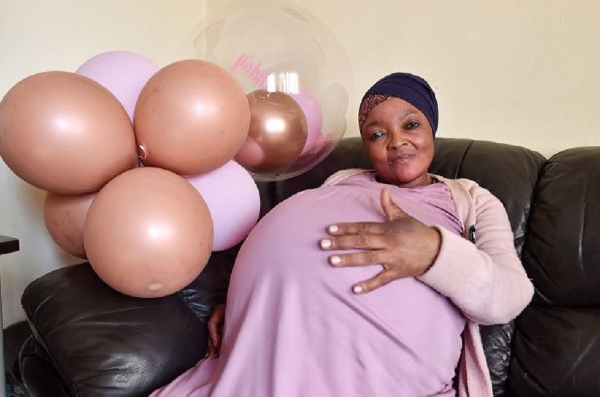 दक्षिण अफ्रिकाकी एक महिलाले एकै पटक जन्माइन् १० शिशु
