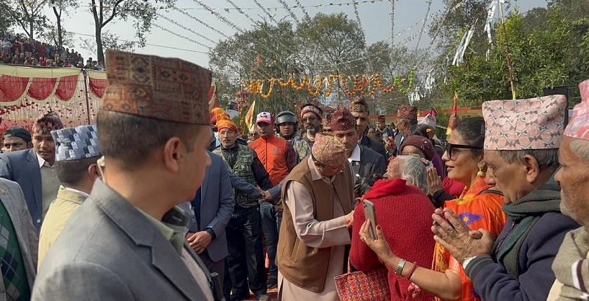 पूर्वराजा शाहले गरे बुटवलको नीलकण्ठ बाबाधाममा पूजा