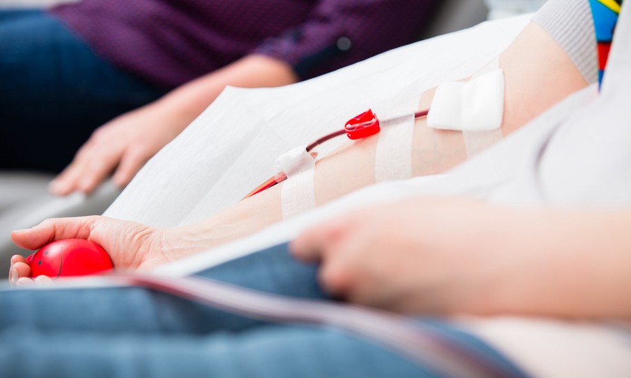एक घर एक रक्तदाता अभियान : घरदैलो मै रगत सङकलन जारी