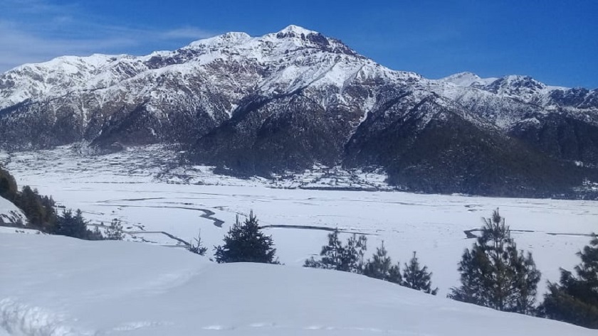 ताप्लेजुङको उच्च हिमाली क्षेत्रमा हिमपात, किसान खुसी