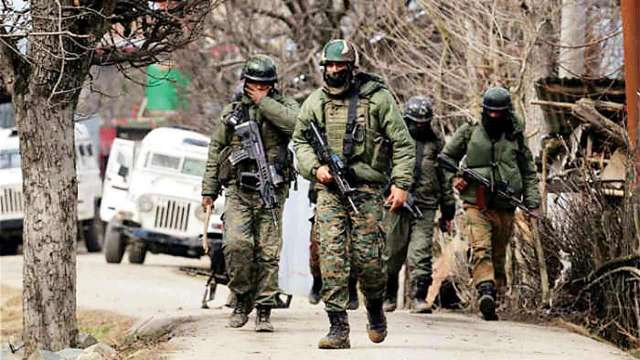भारतको महाराष्ट्रमा २६ विद्रोही मारिए