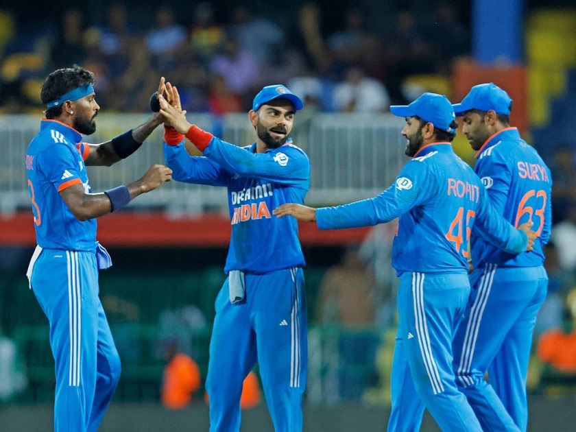 विश्वकप क्रिकेट: भारत र इंग्ल्याण्ड भिड्दै