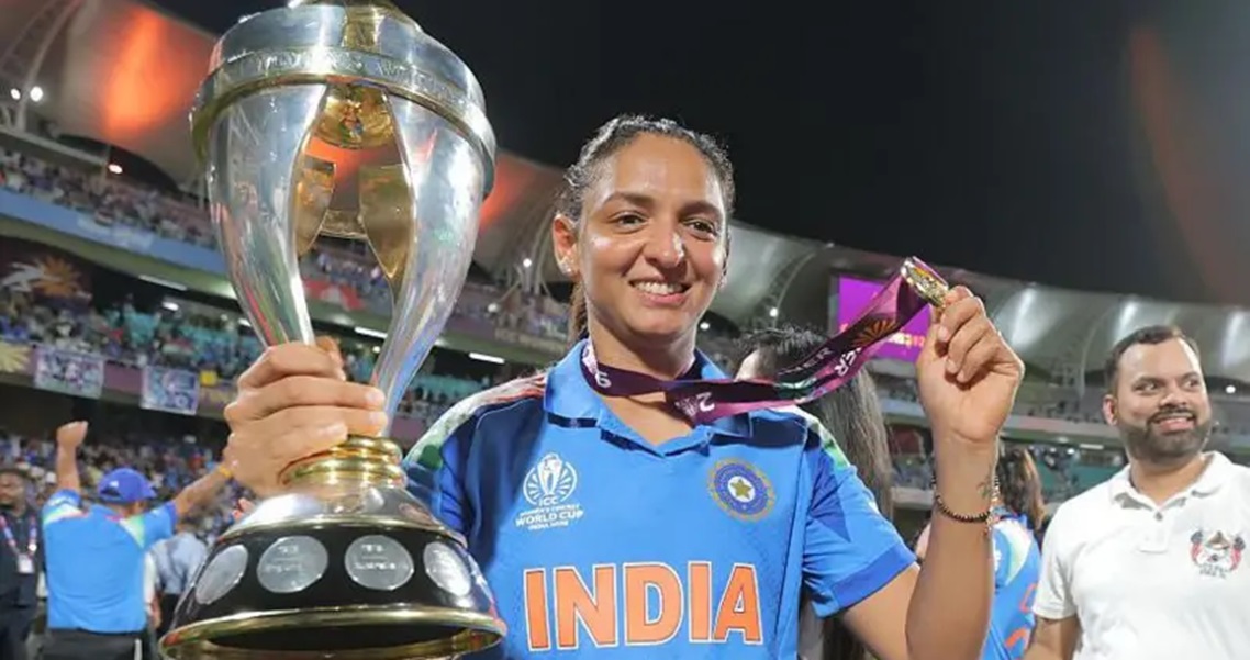 भारतले पहिलोपटक जित्यो महिला क्रिकेट विश्वकपको उपाधि