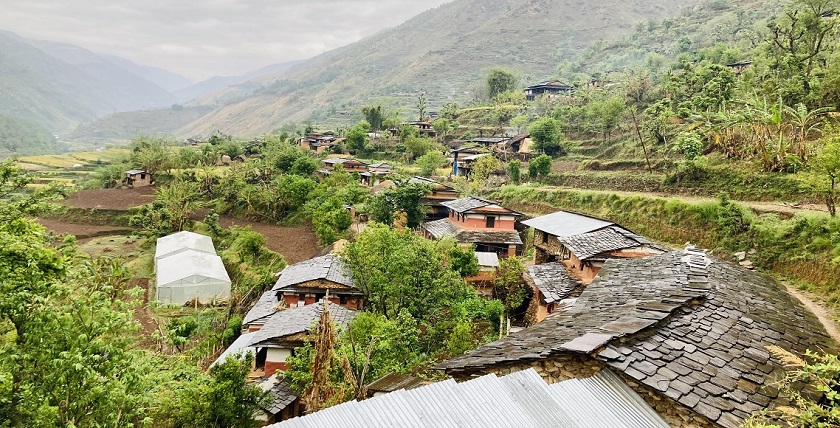 विकासले बदलेको सोच : सहर बसाइँ गएकाहरू पनि धमाधम फर्किन थाले झिम्पा गाउँ