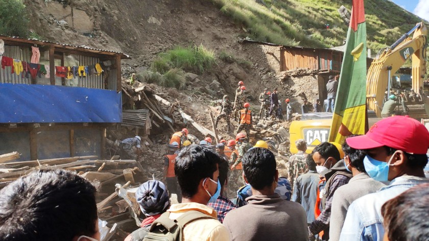 कालिकोटको नाग्ममा गएको पहिरोमा परि १० जनाको मृत्यु