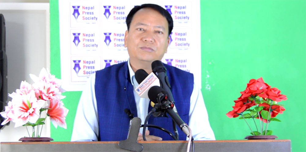 कांग्रेसभित्रको किचलोले विश्वासको मतको कार्यसूची सर्न सक्छ : मन्त्री थापा
