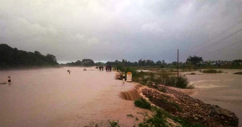 गाउँ पस्यो कर्णाली, टीकापुर बजार जलमग्न