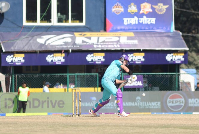 चितवनविरुद्धको सुरुवातमै काठमाडौंले गुमायो दुई विकेट