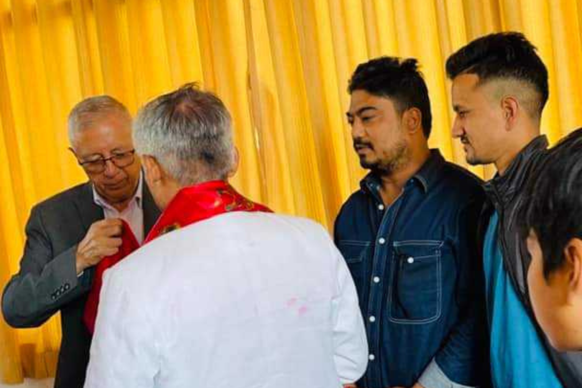 कोशीका मुख्यमन्त्री किन पुगे शेखर निवास ?