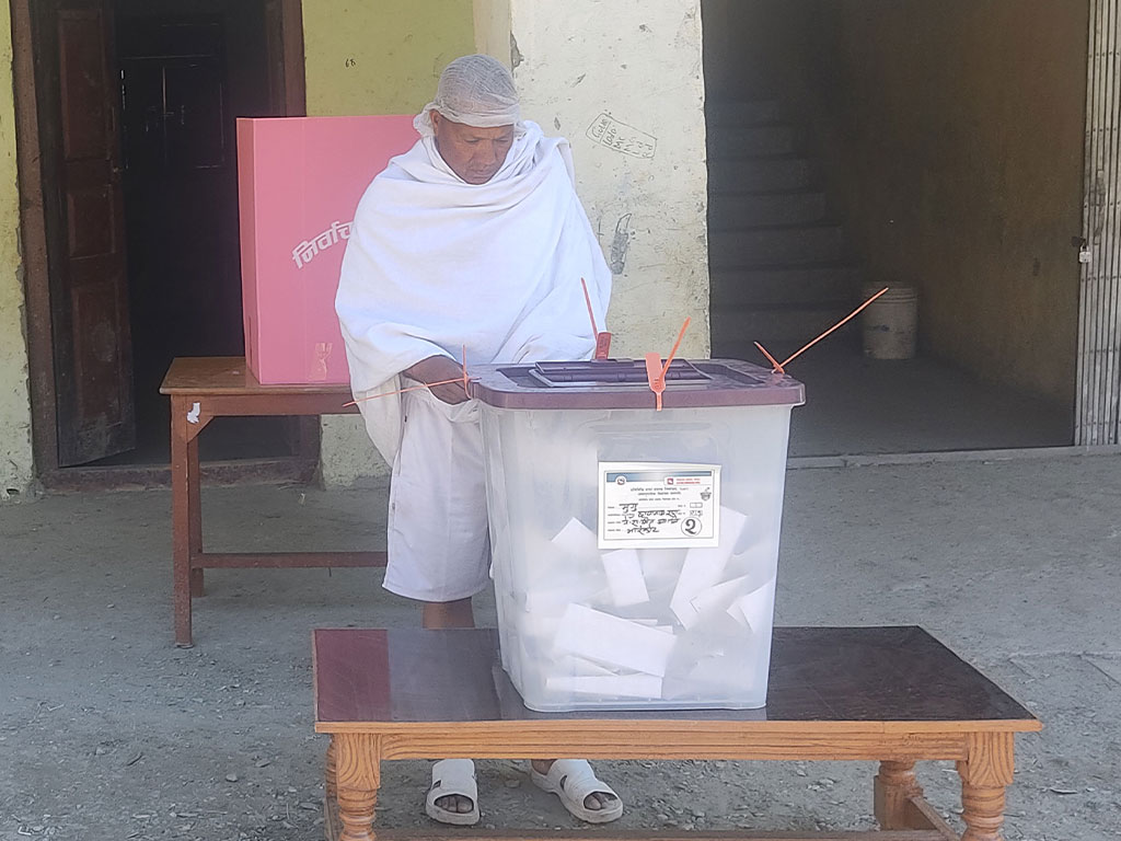 मुगुमा किरियापुत्रीले गरे मतदान