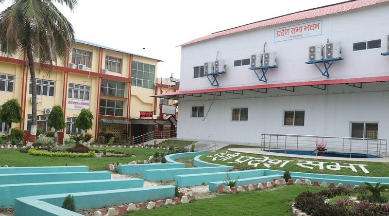 कोशी प्रदेश सभा बैठक : सत्तापक्ष वा विपक्षमा बस्ने भन्ने विषयमा कांग्रेसमा किचलो
