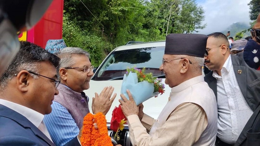 सामुदायिक वनलाई रोजगारी दिने र उत्पादनमुलक बनाउनुपर्छ : केपि  ओली
