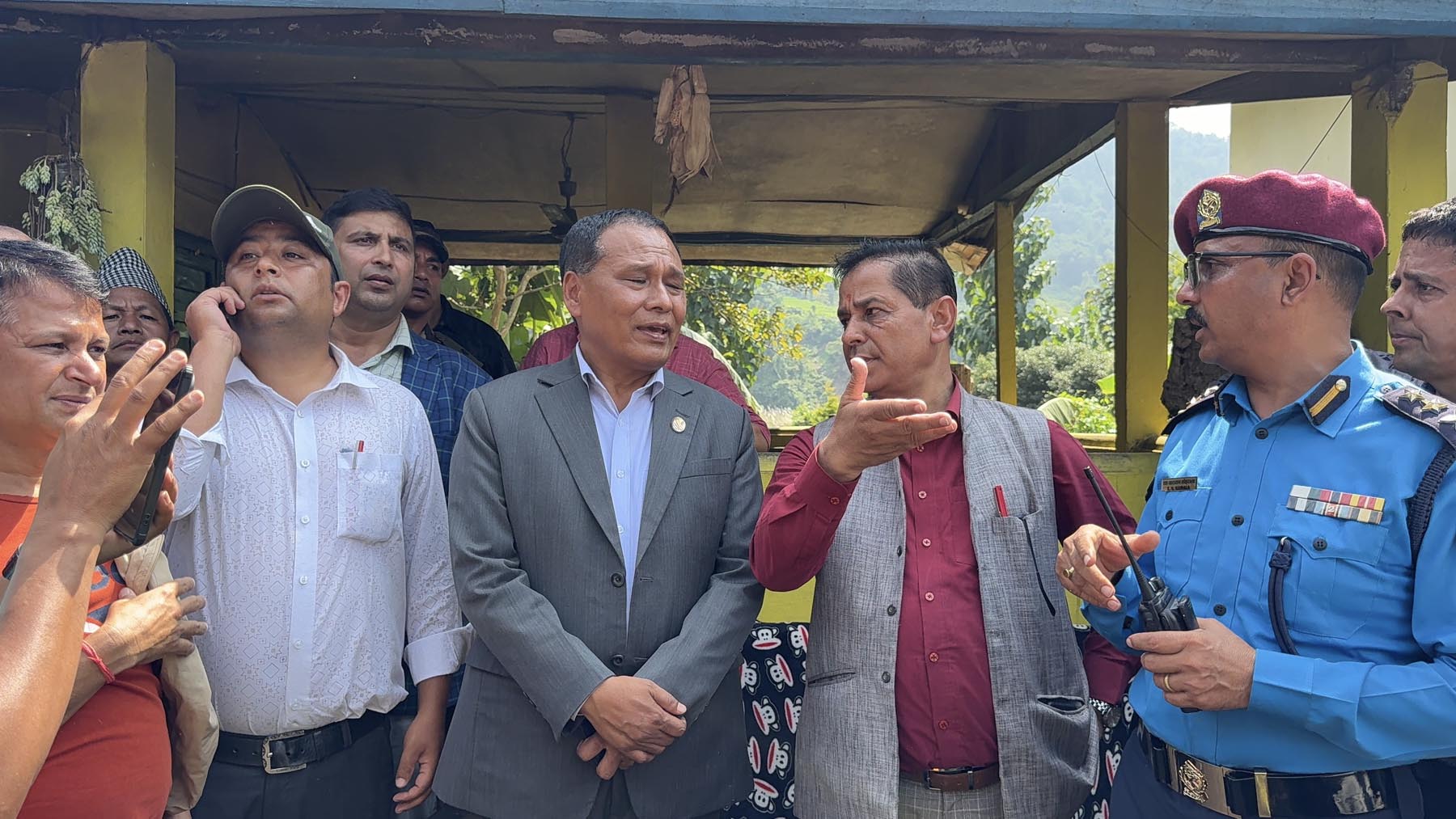 राहतदेखि पुनःनिर्माणसम्मको काम सरकारको प्राथमिकतामा छ : मन्त्री घिसिङ