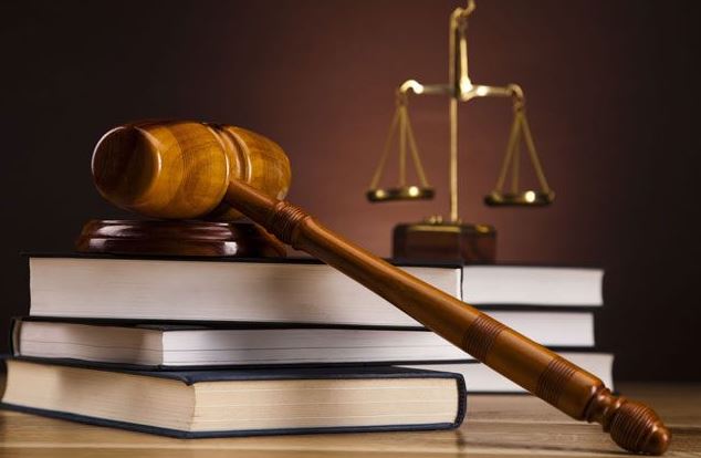 स्थानीय तहमा न्यायिक अधिकारः कानुनविनाका 'न्यायाधीश'