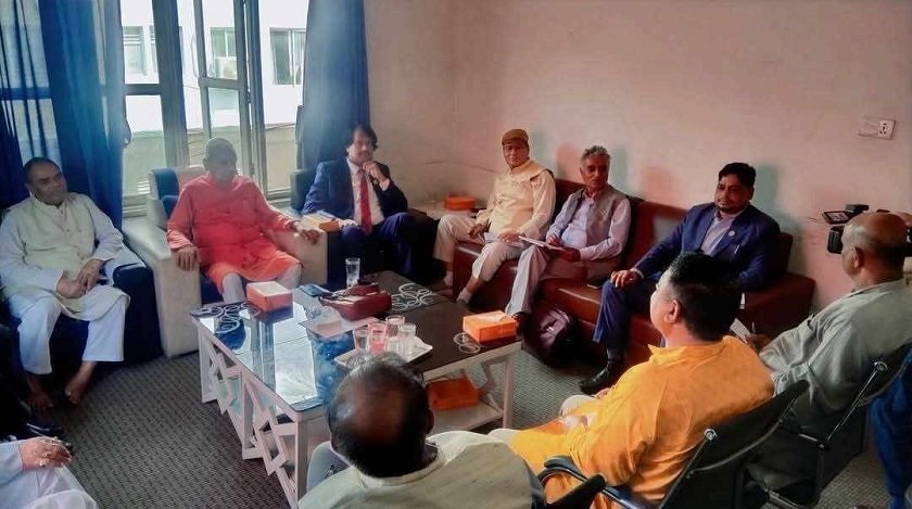 लोकतान्त्रिक मोर्चाको बैठक बस्दै