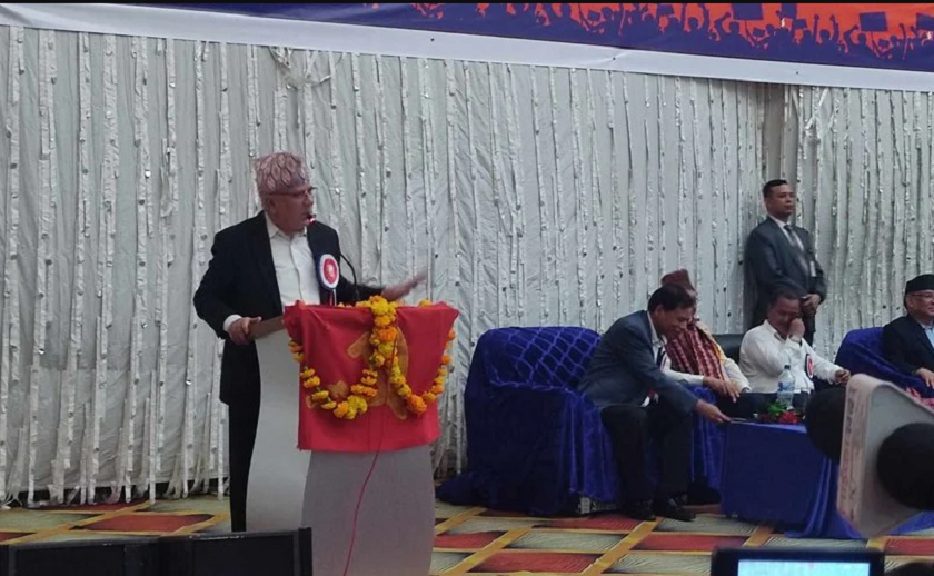 समाजवादी मोर्चाले कम्युनिस्ट आन्दोलन बचाउन भूमिका खेल्छ : माधव नेपाल
