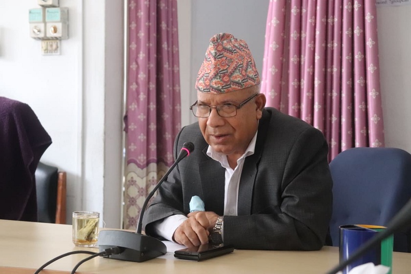अपमान सहेर पार्टी एकता गर्न सकिदैन : माधव नेपाल