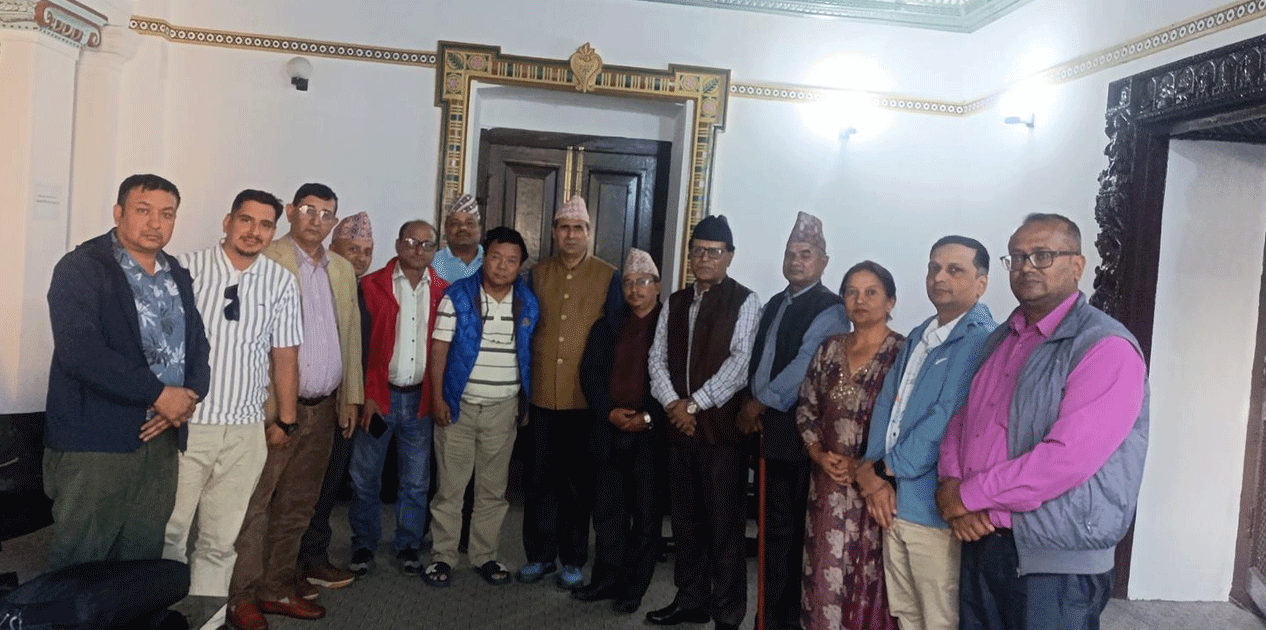 शिक्षामन्त्री पुनलाई शिक्षक महासंघको ध्यानाकर्षण