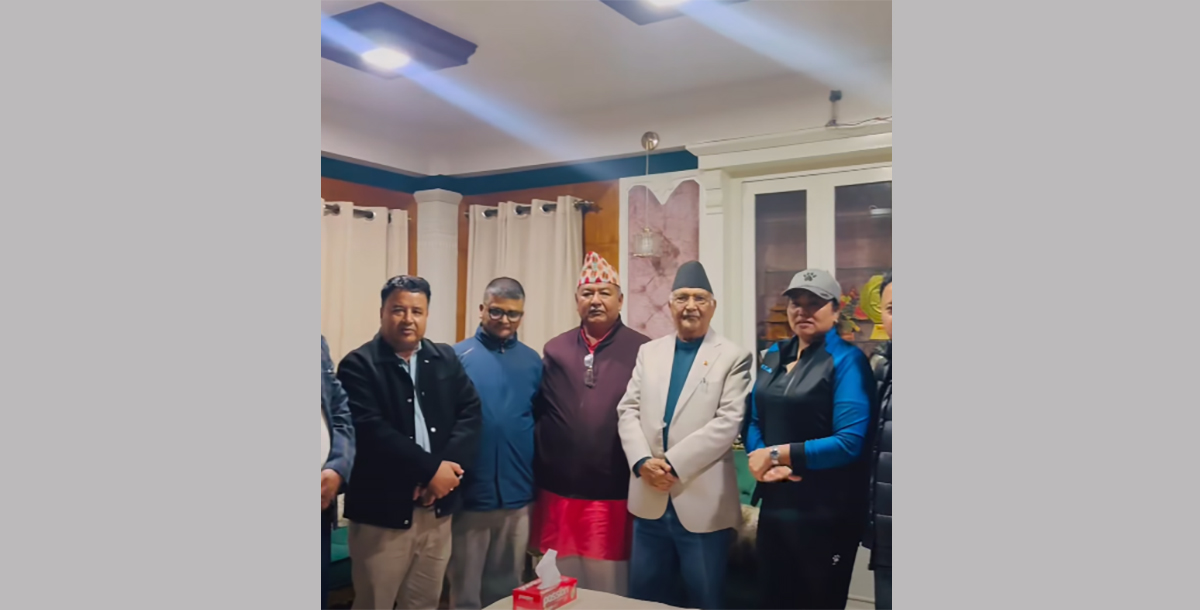 ओलीलाई भेट्न गुन्डु पुगे रामकुमारी झांक्रीसहितका नेताहरू