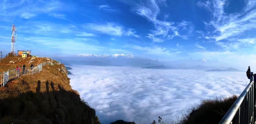 मानहुँकोटमा माईक्रोबस दुर्घटना, १ जनाको मृत्यु, ५ घाईते