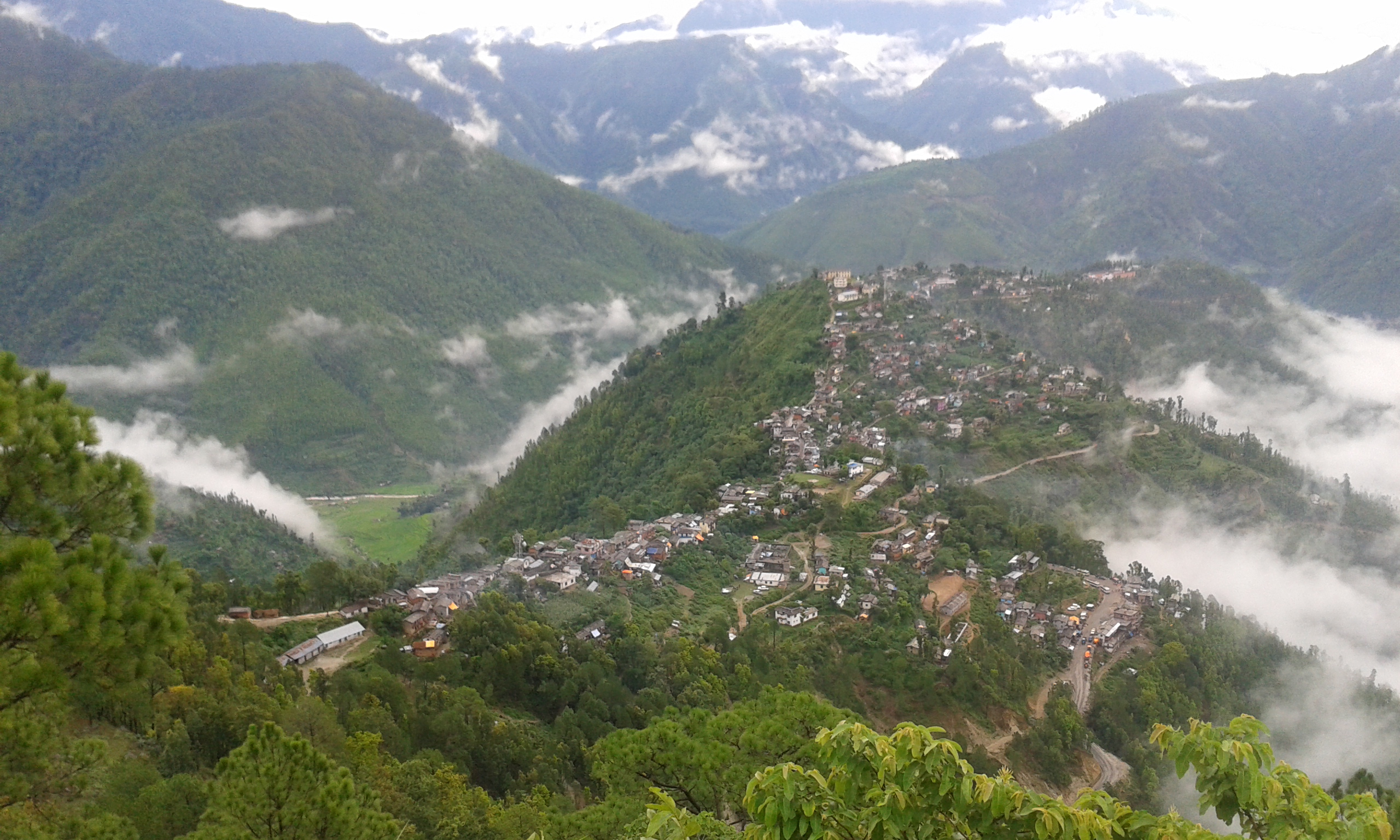 किन घट्दै छ विश्वास सरकारी स्वास्थ्य संस्थामा