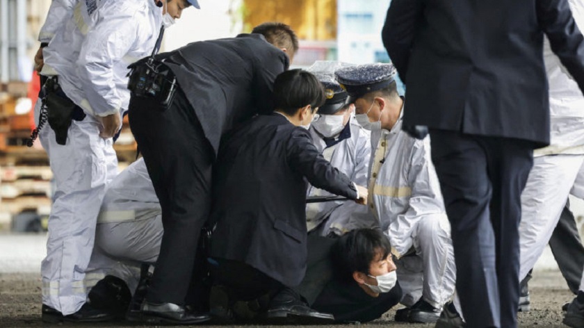 जापानका प्रधानमन्त्रीमाथि पाइप बम प्रहार गर्ने युवकविरुद्ध हत्या अभियोग