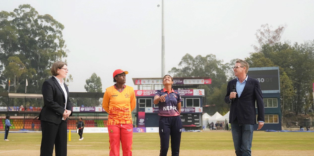 जिम्बावेविरुद्ध पहिला फिल्डिङ गर्दै नेपाल