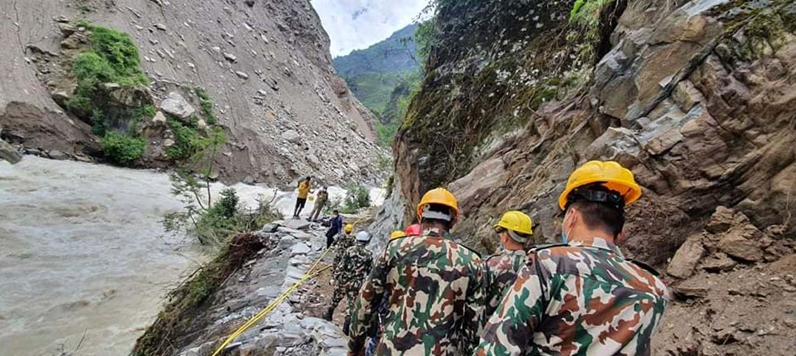 लार्जुङबाट पनि फर्कियो आर्मी, उद्धार अन्योलमा