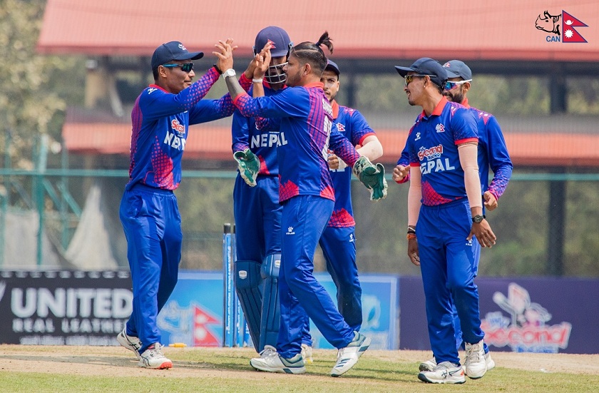 नेपाली क्रिकेट टिम र स्कटल्याण्ड खेल खेल्दै