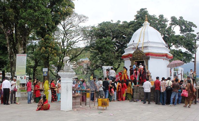 दिवंगत लक्ष्मणबाबुको इच्छा पूरा गर्न विन्ध्यवासिनी मन्दिरमा ७५ लाखको गेट बनाइने