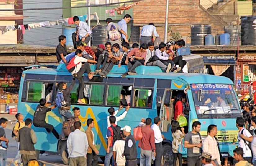 उपत्यकाबाट गाउँ फर्कने बढे