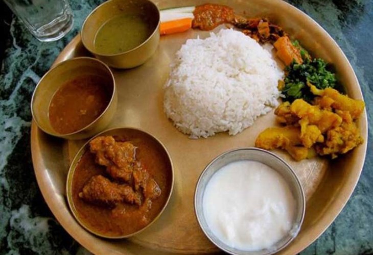 २५ रुपैयाँमा पेटभर खाना !