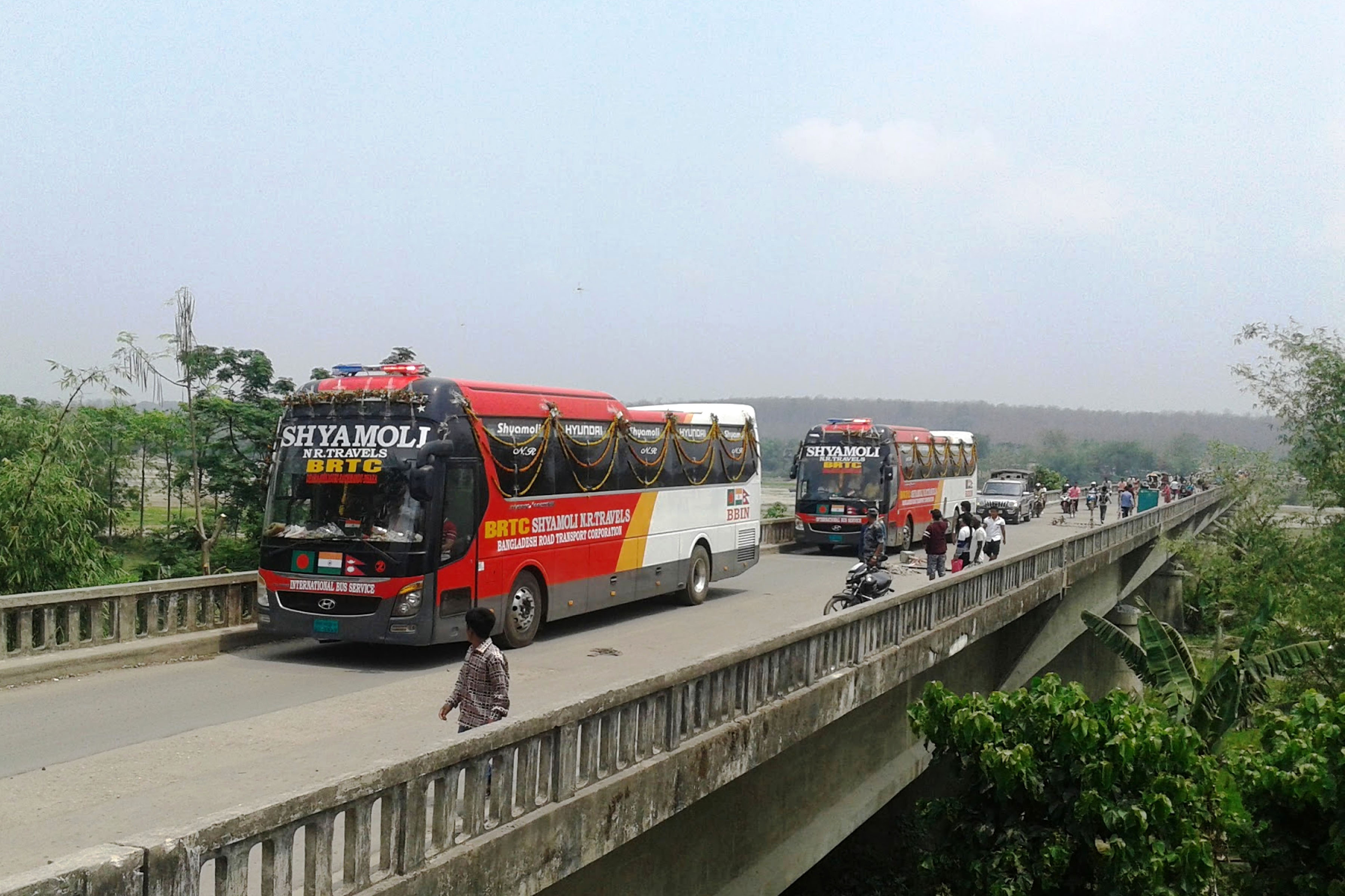 अव बंगलादेश–भारत–नेपाल सीधा बससेवा