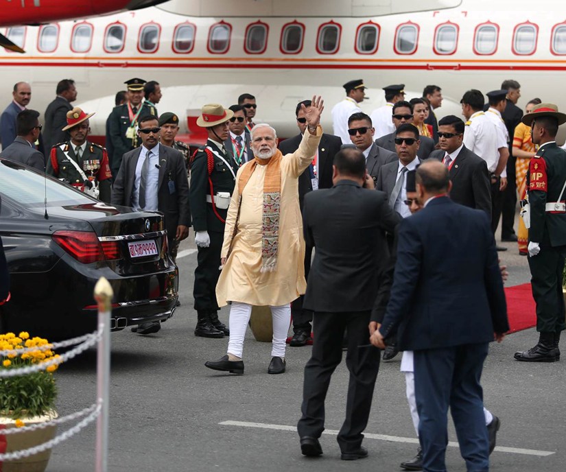 स्वेदश फर्किए भारतीय प्रधानमन्त्री मोदी